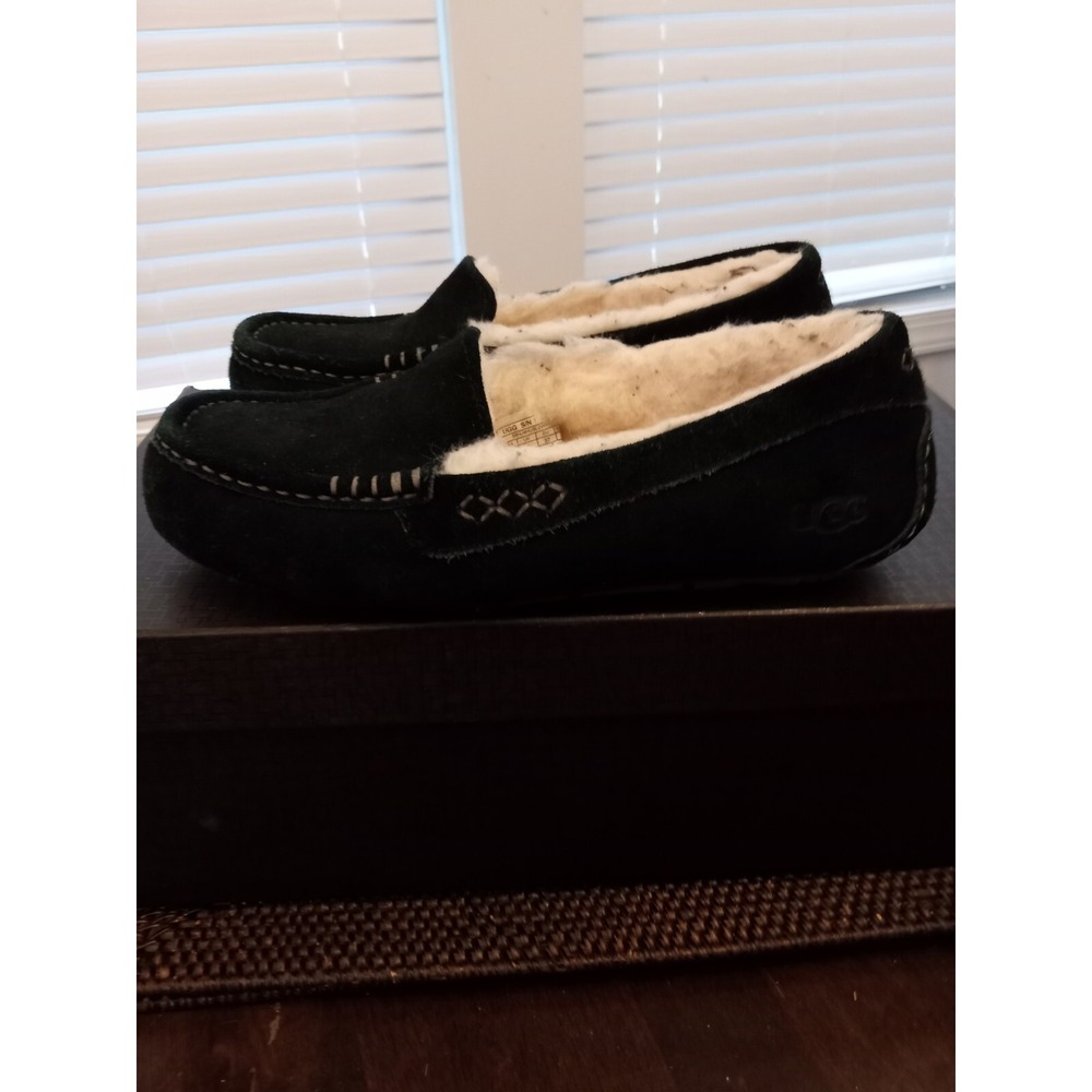 UGG Ansley Black Suede Moccasins Slippers Shoes Size US 6 Women